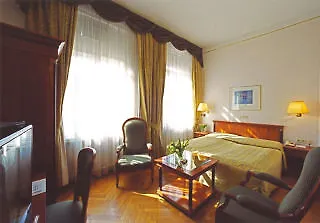 Carlton Boutique Hotel - New Opening 4* Wenen